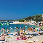 Apartament In *